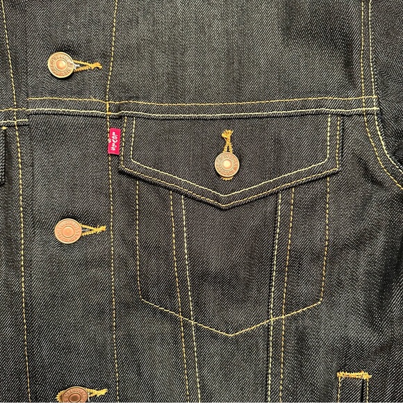 NWT LEVI'S 507 Standard Trucker Rigid Denim Jacket sz M Cotton Unwashed Red Tab - Picture 4 of 16